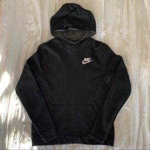 BLACK NIKE HOODIE